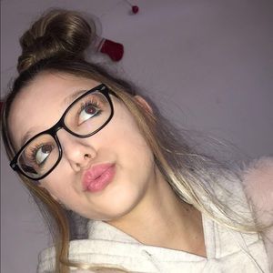 Meet your Posher, Meghan